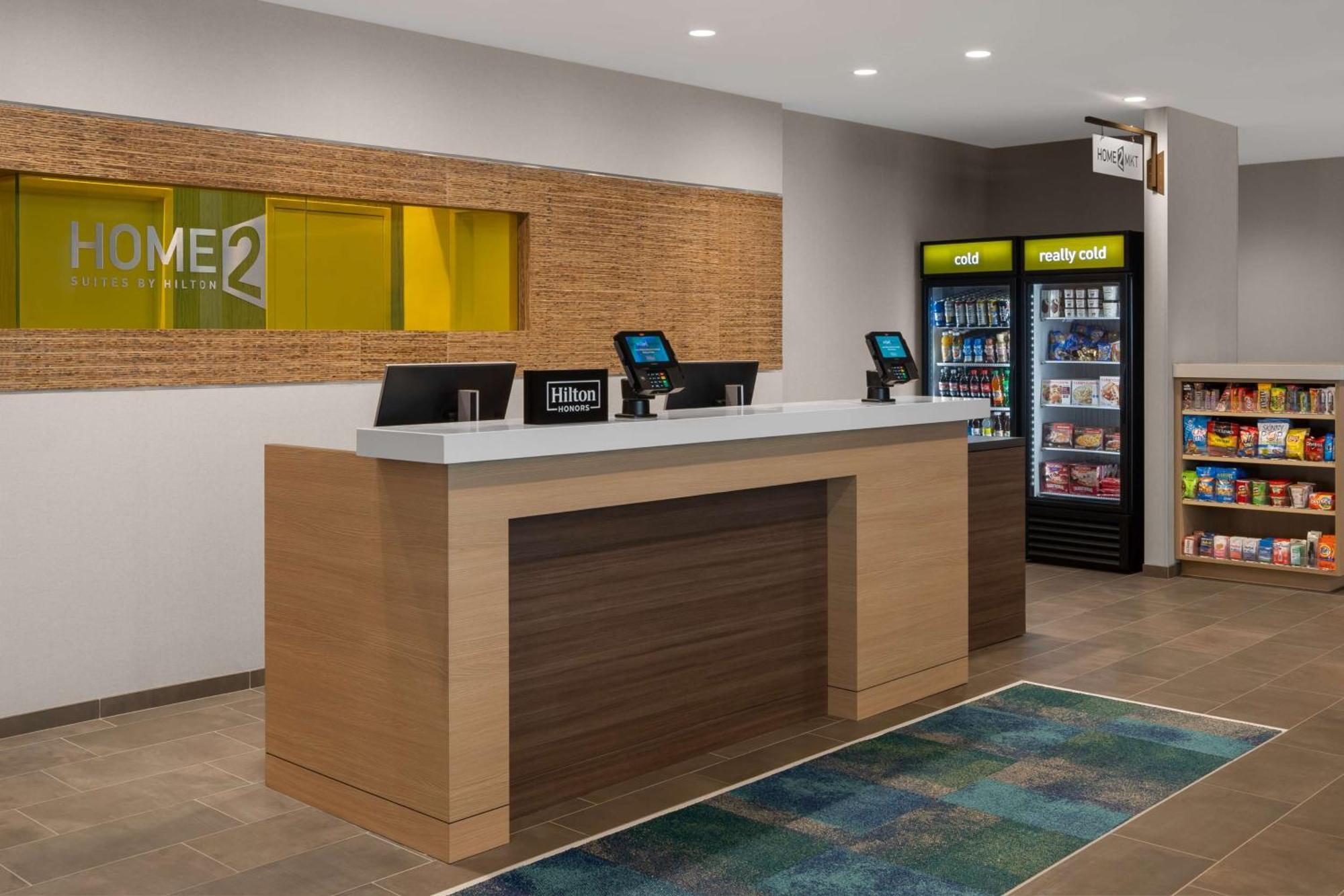 Home2 Suites By Hilton Des Moines At Drake University Kültér fotó